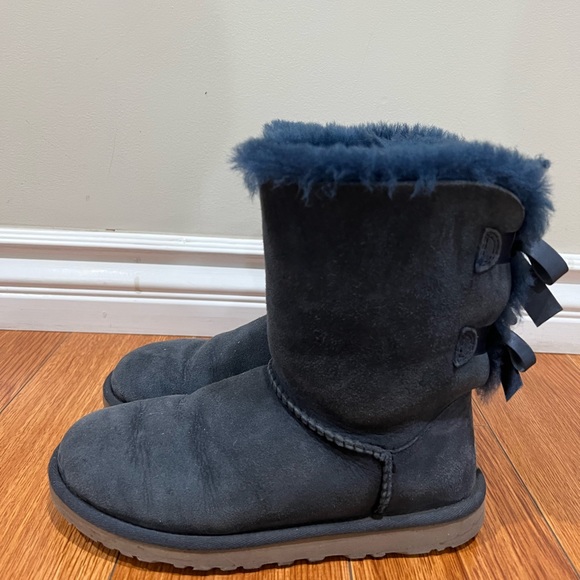 Womens uggs Bailey Bow - Picture 3 of 7